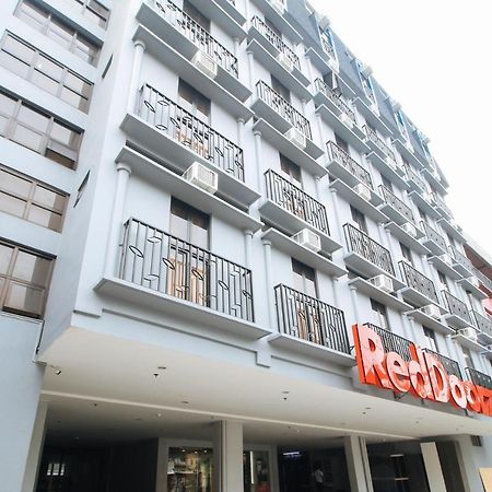 Reddoorz Plus @ Jardin Suites Guadalupe Nuevo Mandaluyong Exteriör bild