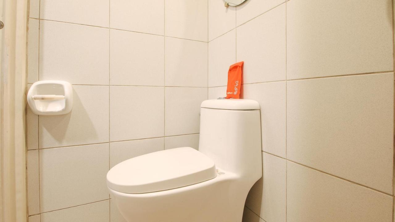 Reddoorz Plus @ Jardin Suites Guadalupe Nuevo Mandaluyong Exteriör bild